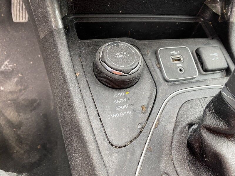2021 Jeep Cherokee Latitude Lux Bristol  PA