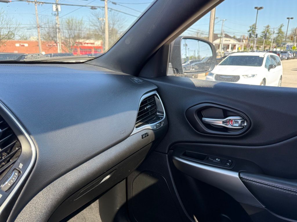 2021 Jeep Cherokee Latitude Lux Crestwood KY