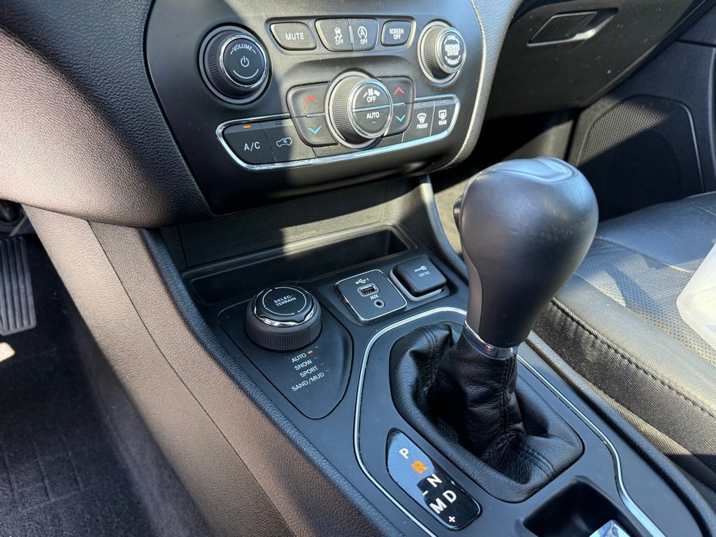 2021 Jeep Cherokee Latitude Lux Crestwood KY