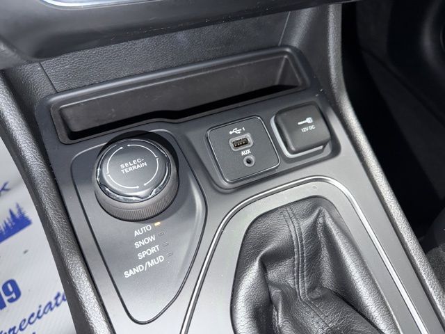 2021 Jeep Cherokee Latitude Lux Pine River MN