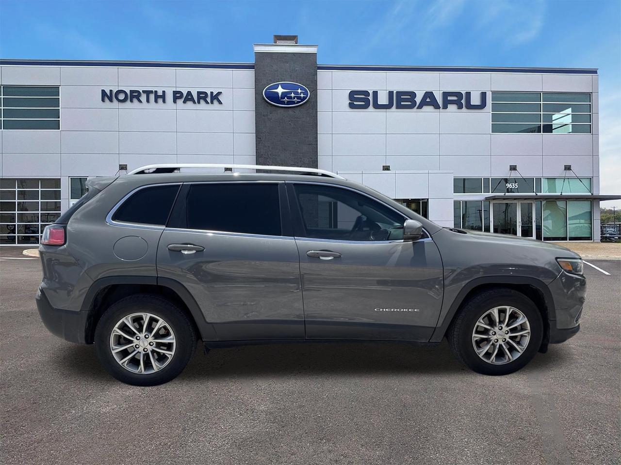 2021 Jeep Cherokee Latitude Lux