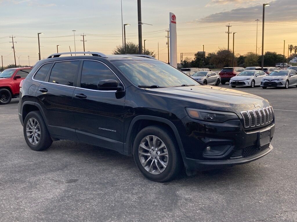 2021 Jeep Cherokee Latitude Lux