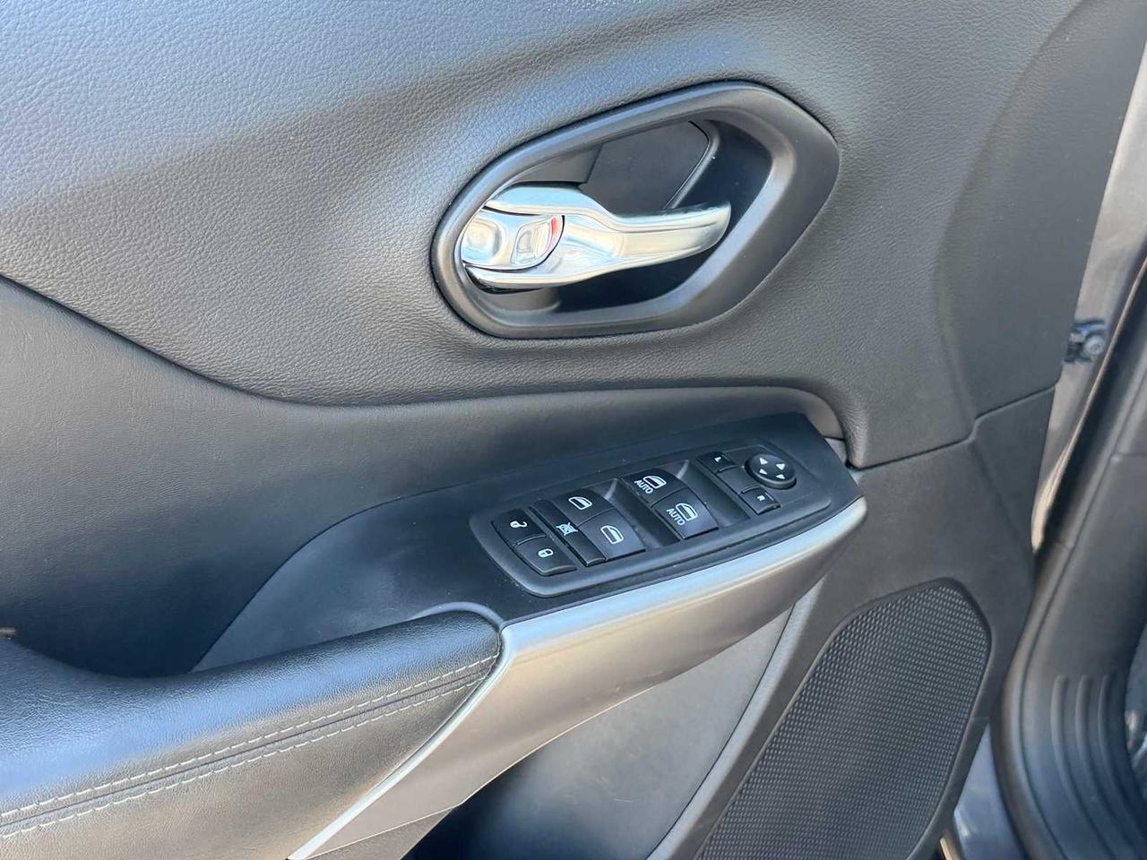 2021 Jeep Cherokee Latitude Lux Irving TX