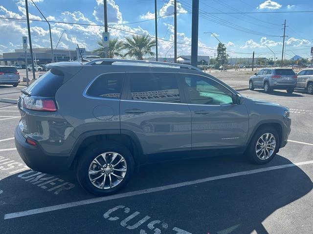 2021 Jeep Cherokee Latitude Lux