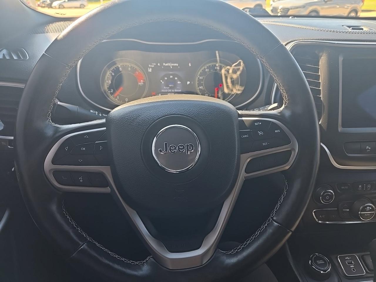 2021 Jeep Cherokee Latitude Lux West Burlington IA