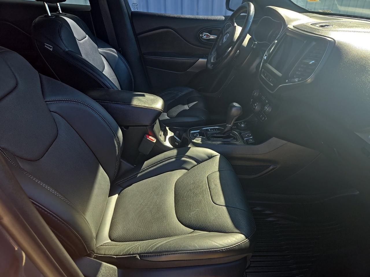 2021 Jeep Cherokee Latitude Lux West Burlington IA