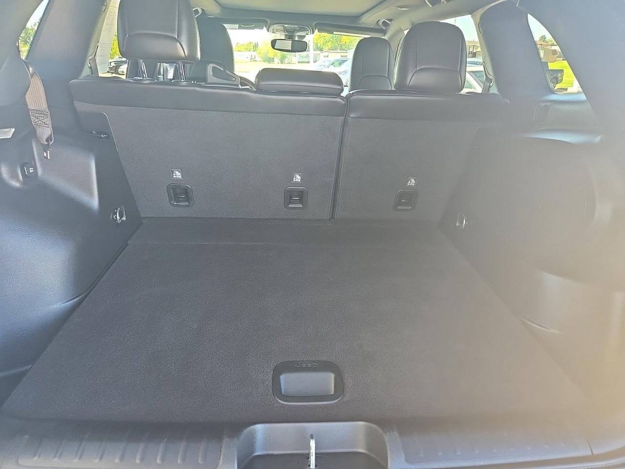 2021 Jeep Cherokee Latitude Lux West Burlington IA