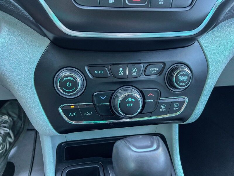 2021 Jeep Cherokee Latitude Lux Wilmington NC