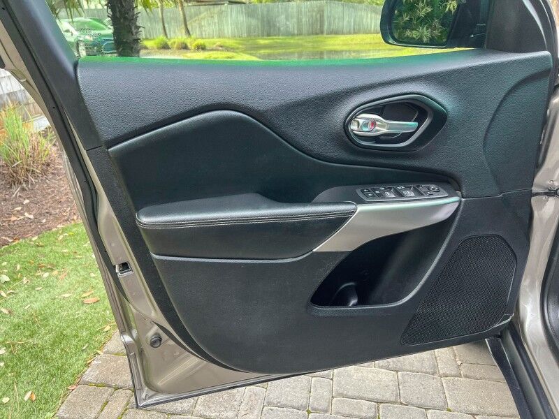 2021 Jeep Cherokee Latitude Lux Wilmington NC