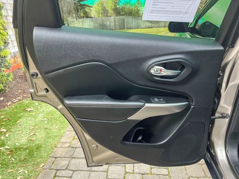 2021 Jeep Cherokee Latitude Lux Wilmington NC