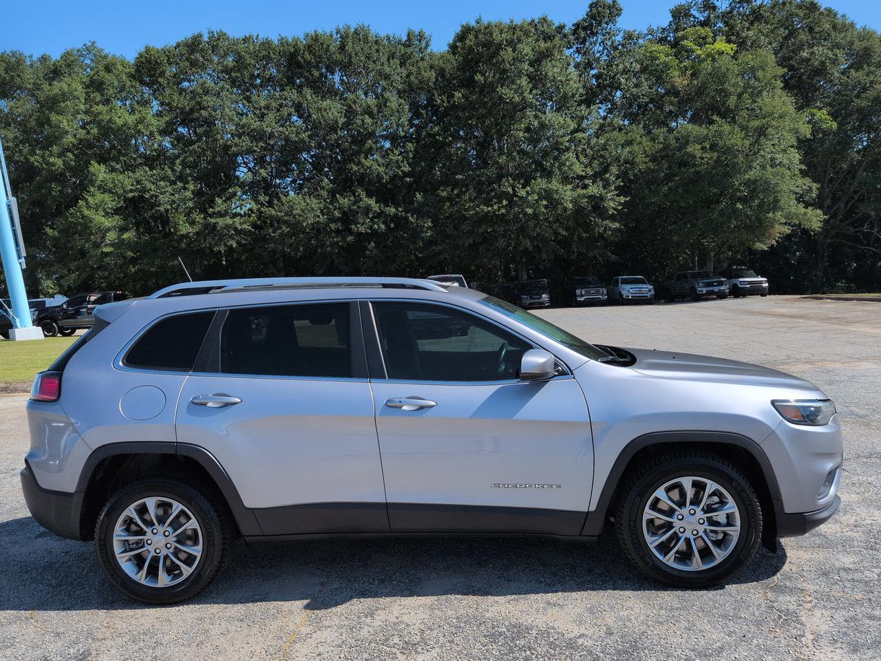 2021 Jeep Cherokee Latitude Lux