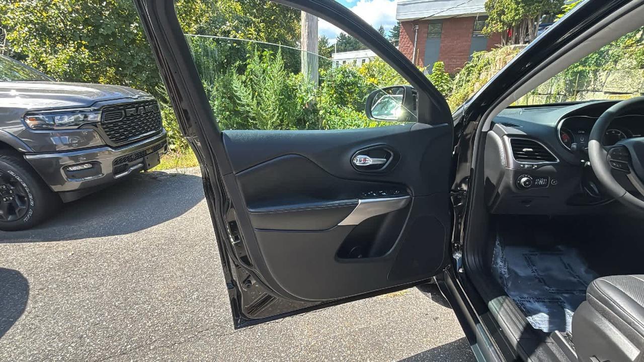 2021 Jeep Cherokee Latitude Lux Hudson MA
