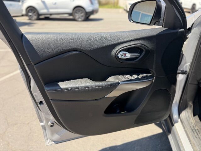 2021 Jeep Cherokee Latitude Plus FWD Mesa AZ