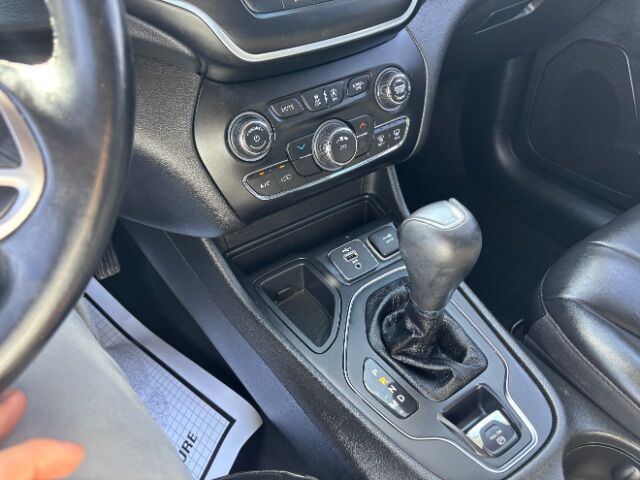 2021 Jeep Cherokee Latitude Plus FWD Mesa AZ