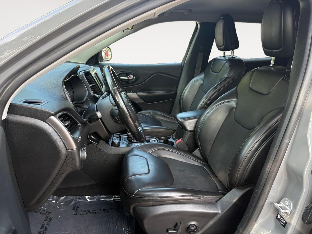 2021 Jeep Cherokee Latitude Plus, LANE DEPARTURE WARNING, BLIND SPOT ALERT, FORWARD COLLISION ALERT, AUTO START/STOP, HEATED STEERING WHEEL & SEATS, APPLE CARPLAY/ANDROID AUTO, BACKUP CAMERA, PARKING SENSORS, REMOTE & KEYLESS START, ONLY 1 OWNER, CLEAN CARFAX, GRAB THE