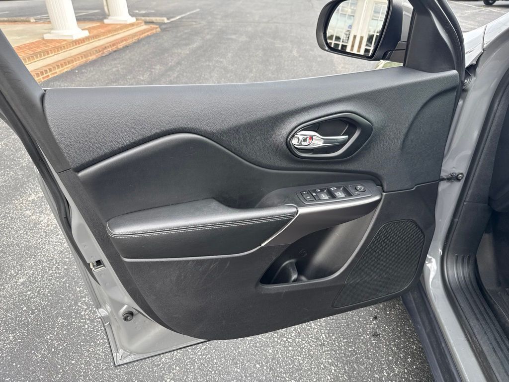 2021 Jeep Cherokee Latitude Plus Mount Joy PA