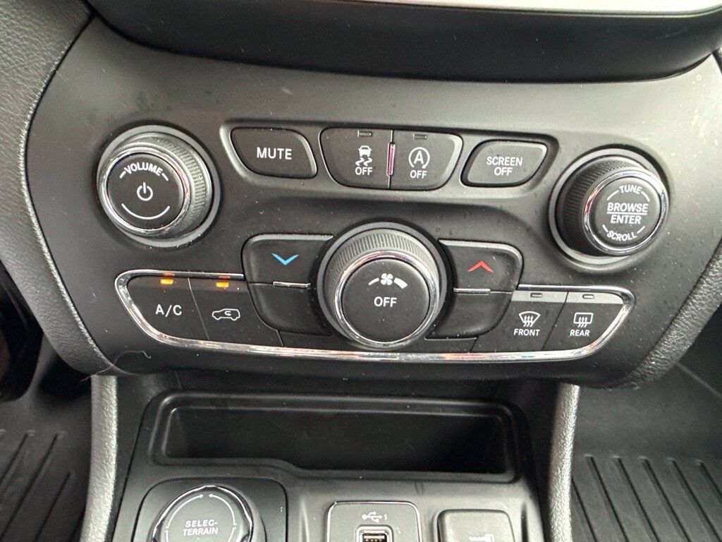 2021 Jeep Cherokee Latitude Plus Mount Joy PA
