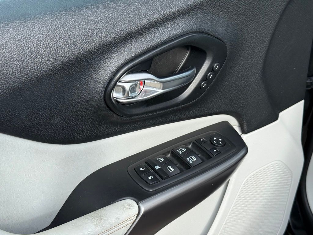 2021 Jeep Cherokee Limited Crestwood KY