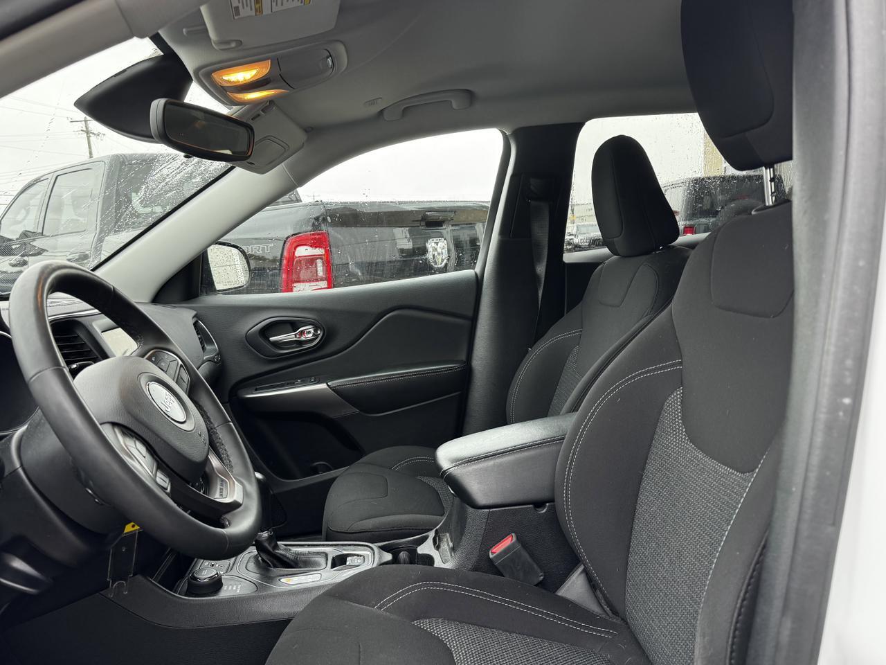 2021 Jeep Cherokee Sport 4x4 | Cloth | Heated Seats | Remote Start | UConnect Redwater AB