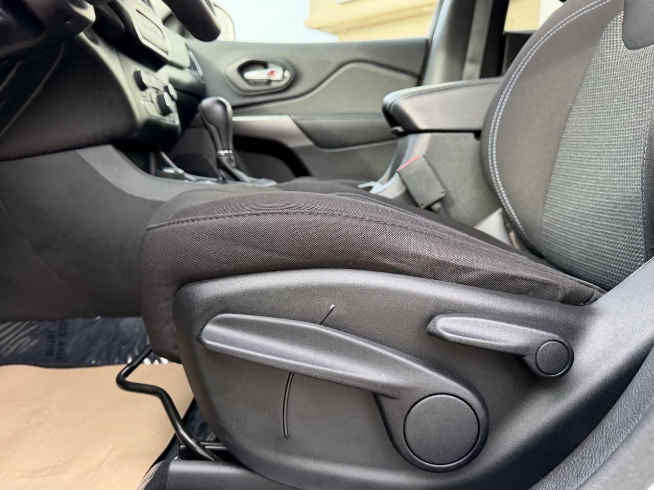 2021 Jeep Cherokee Sport 4x4 | Cloth | Heated Seats | Remote Start | UConnect Redwater AB