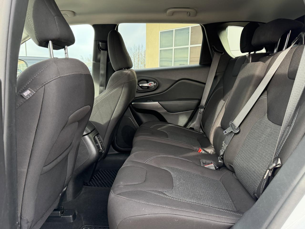2021 Jeep Cherokee Sport 4x4 | Cloth | Heated Seats | Remote Start | UConnect Redwater AB
