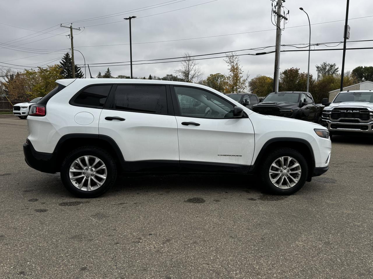 2021 Jeep Cherokee Sport 4x4 | Cloth | Heated Seats | Remote Start | UConnect Redwater AB