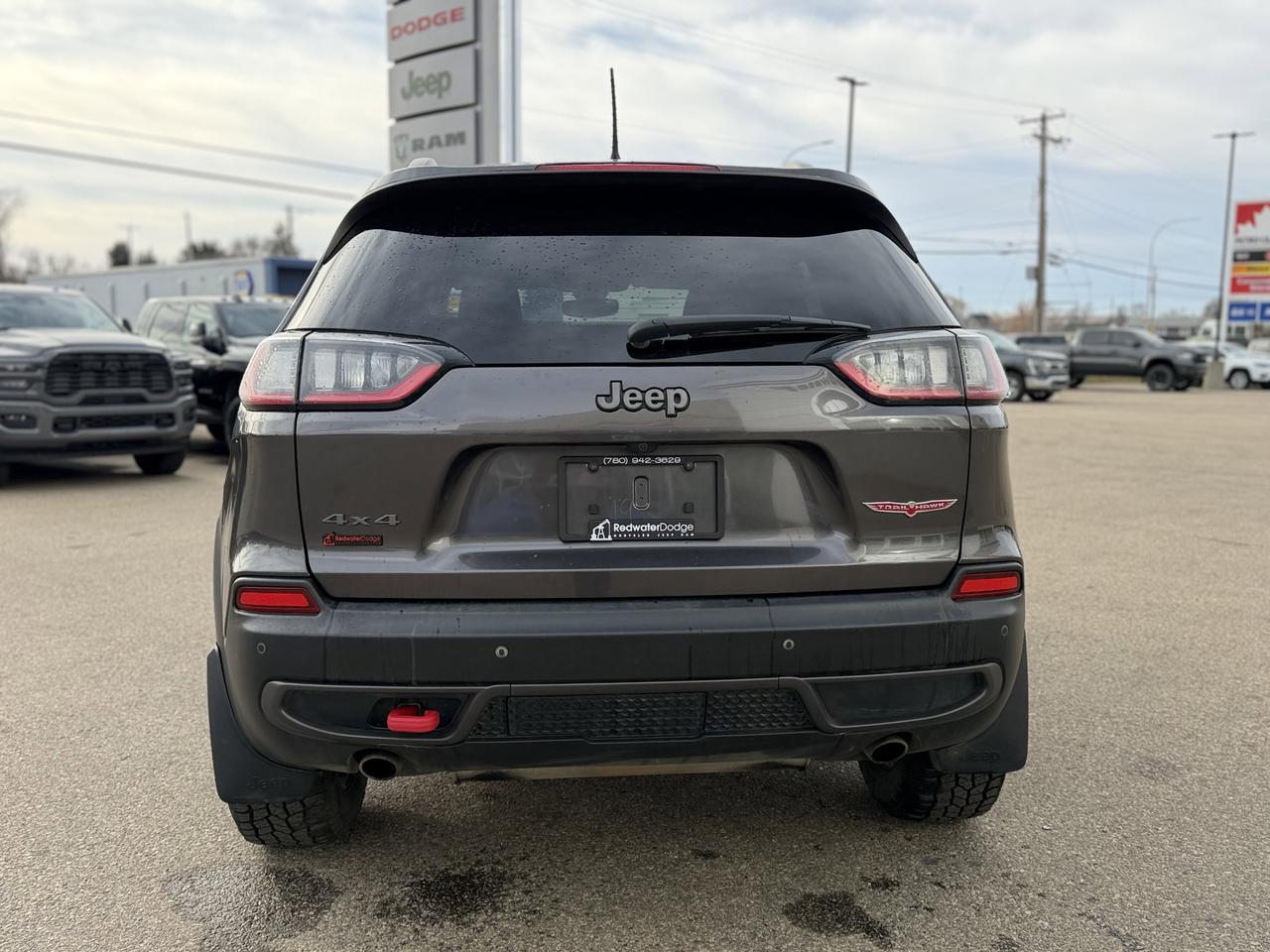 2021 Jeep Cherokee Trailhawk 4x4 | V6 | Remote Start | Backup Camera | Heated Seats Redwater AB