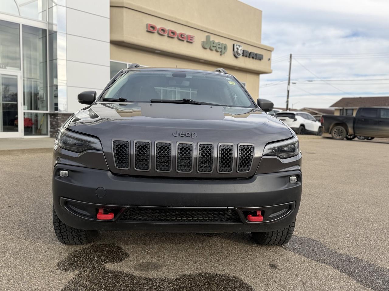 2021 Jeep Cherokee Trailhawk 4x4 | V6 | Remote Start | Backup Camera | Heated Seats Redwater AB