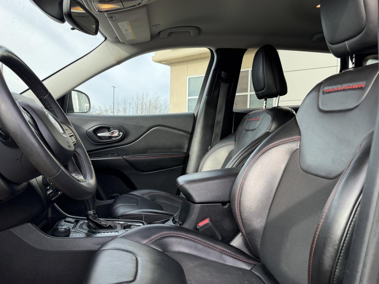 2021 Jeep Cherokee Trailhawk 4x4 | V6 | Remote Start | Backup Camera | Heated Seats Redwater AB