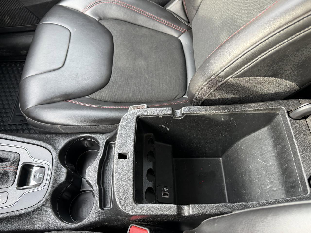 2021 Jeep Cherokee Trailhawk 4x4 | V6 | Remote Start | Backup Camera | Heated Seats Redwater AB