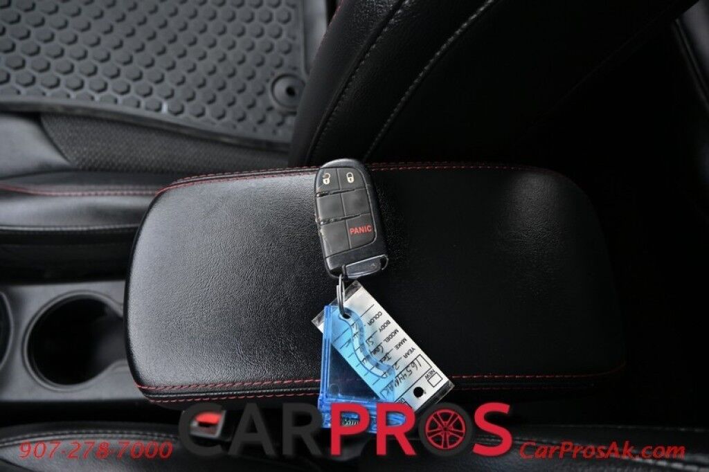 2021 Jeep Compass Trailhawk - 4X4 - Leather Trim Seats - Bluetooth - Backup Camera - Blind Spot and Cross Path Detection - Keyless Entry - Push To Start Anchorage AK