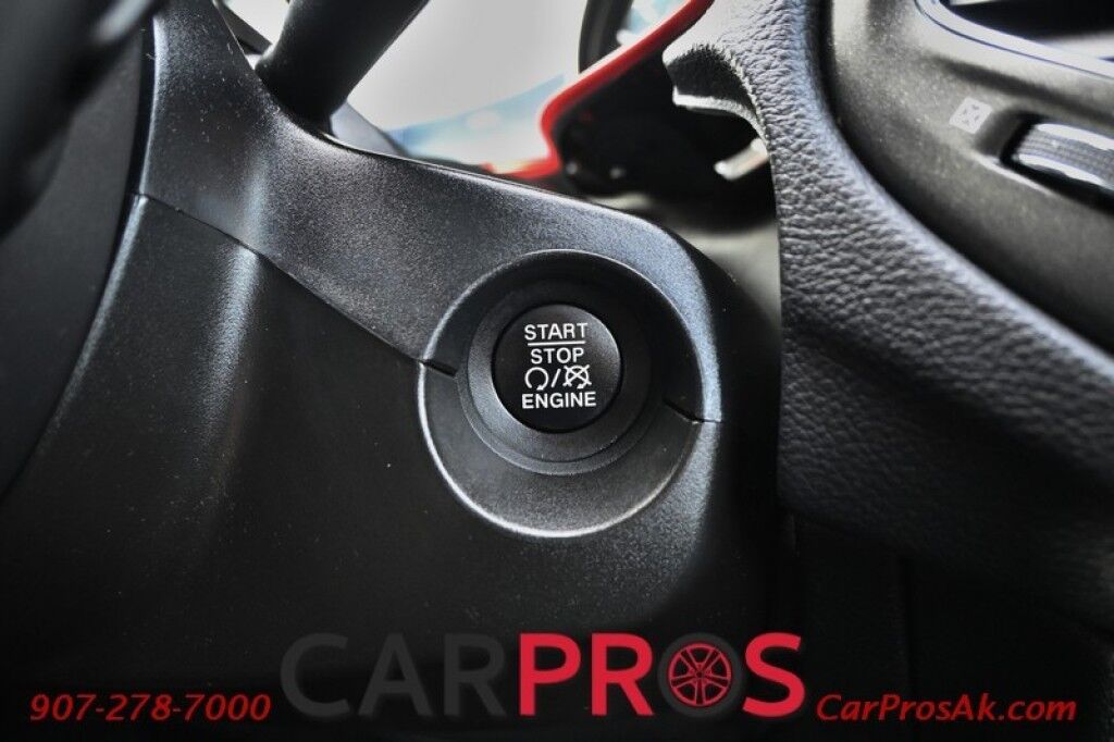 2021 Jeep Compass Trailhawk 4x4 - 2.4L - Leather Seats - Bluetooth - Backup Camera - Blind Spot and Cross Path Detection - Keyless Entry - Push To Start Anchorage AK