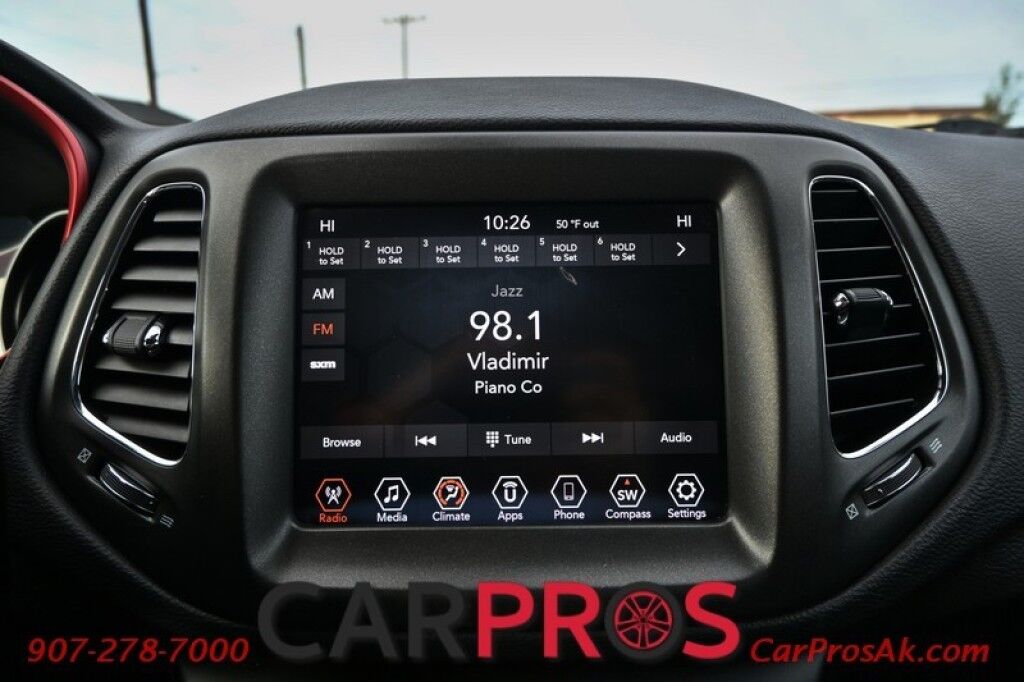 2021 Jeep Compass Trailhawk 4x4 - 2.4L - Leather Seats - Bluetooth - Backup Camera - Blind Spot and Cross Path Detection - Keyless Entry - Push To Start Anchorage AK