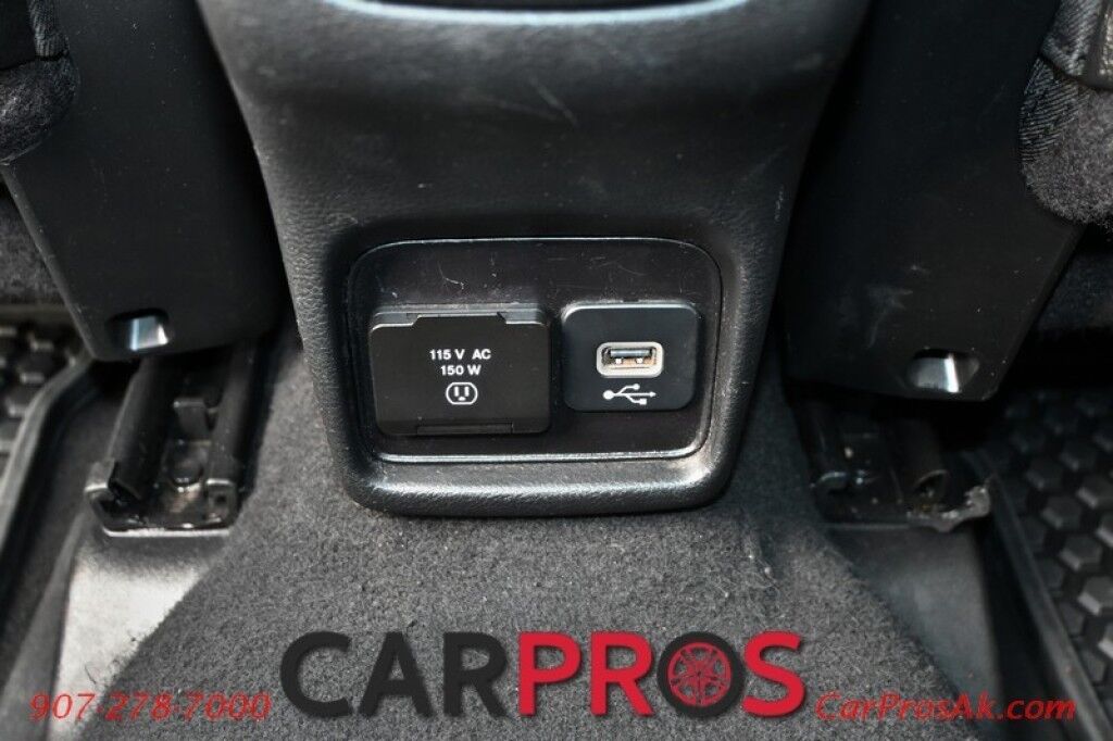 2021 Jeep Compass Trailhawk 4x4 - 2.4L - Leather Seats - Bluetooth - Backup Camera - Blind Spot and Cross Path Detection - Keyless Entry - Push To Start Anchorage AK