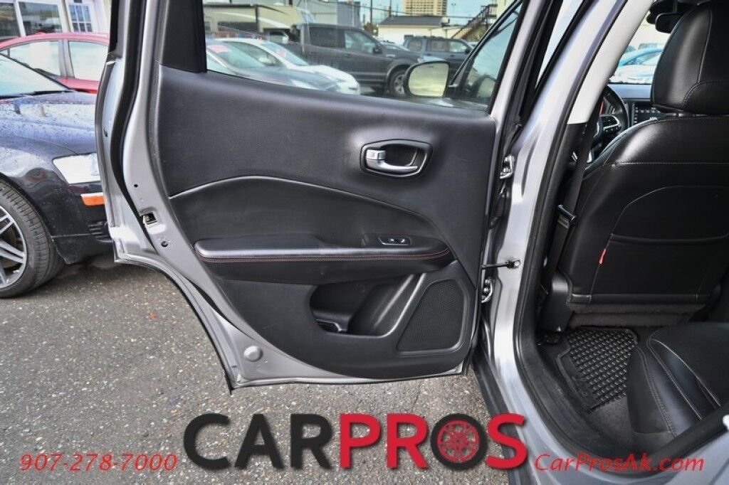 2021 Jeep Compass Trailhawk 4x4 - 2.4L - Leather Seats - Bluetooth - Backup Camera - Blind Spot and Cross Path Detection - Keyless Entry - Push To Start Anchorage AK