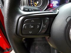 2021 Jeep Gladiator 4x4 Crew Cab Willys Fond du Lac WI