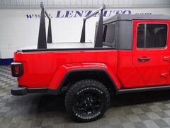 2021 Jeep Gladiator 4x4 Crew Cab Willys Fond du Lac WI