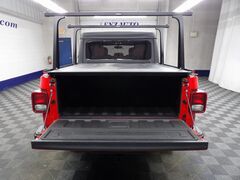 2021 Jeep Gladiator 4x4 Crew Cab Willys Fond du Lac WI