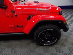 2021 Jeep Gladiator 4x4 Crew Cab Willys Fond du Lac WI