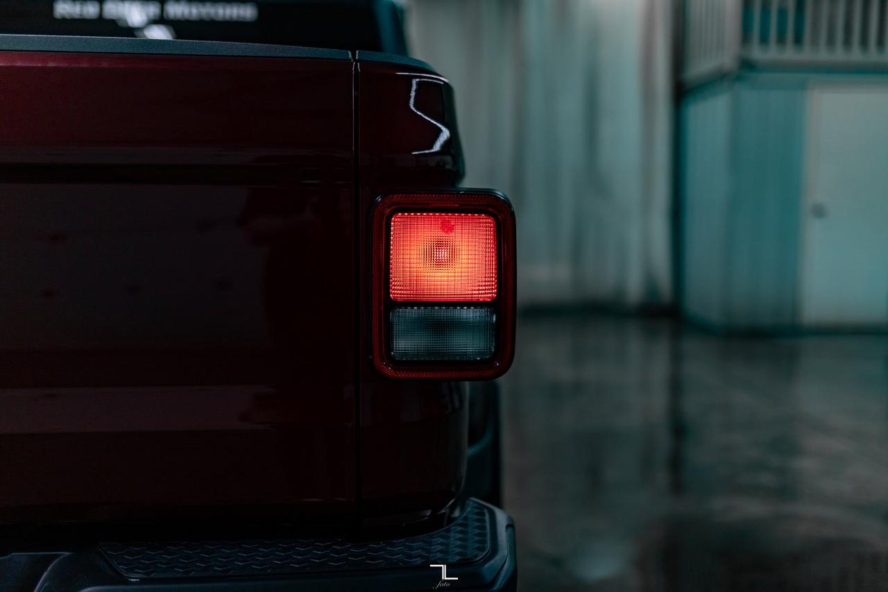 2021 Jeep Gladiator 4x4 Willys Nav BCam Red Deer AB