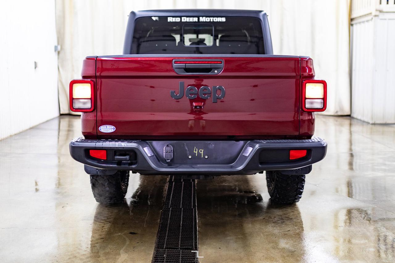 2021 Jeep Gladiator 4x4 Willys Nav BCam Red Deer AB
