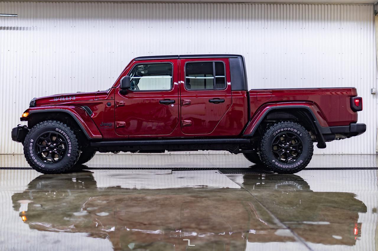 2021 Jeep Gladiator 4x4 Willys Nav BCam Red Deer AB