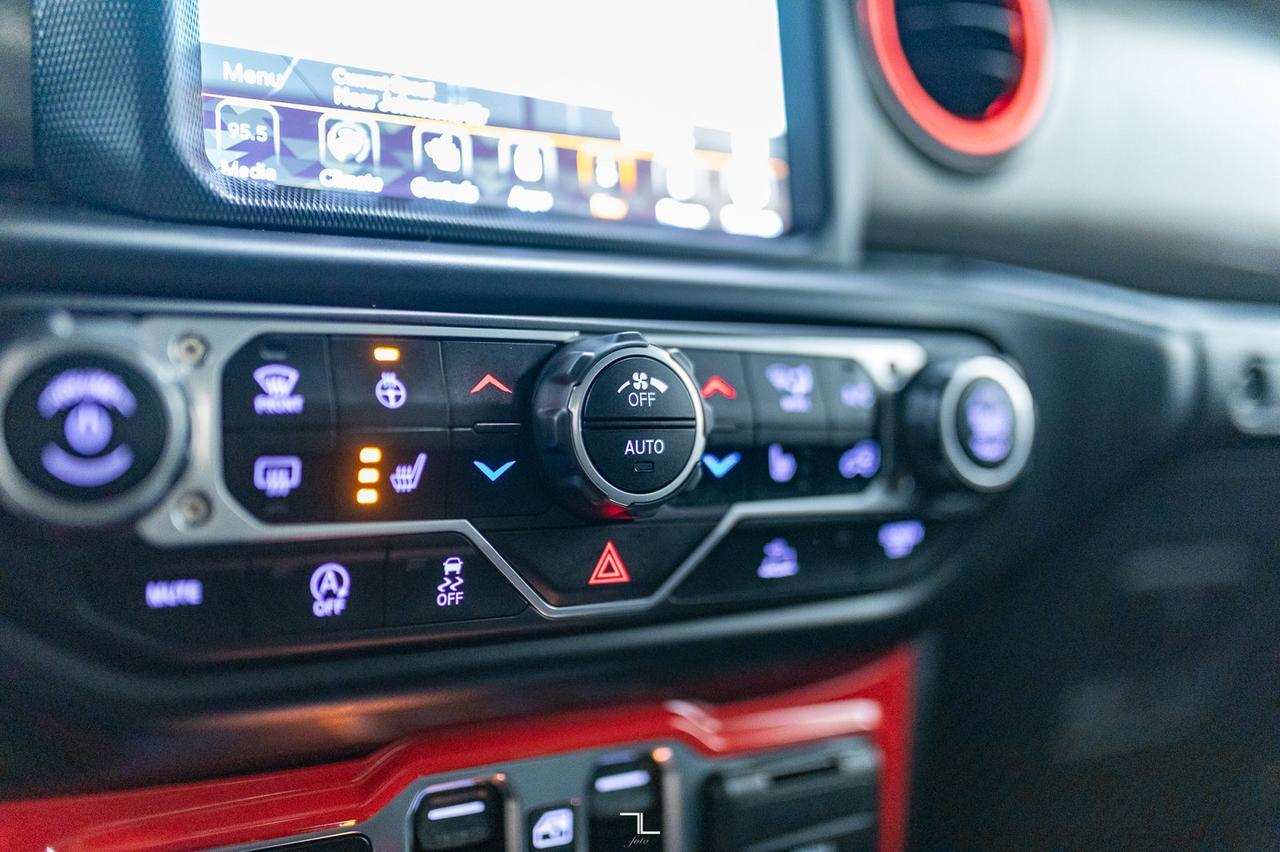 2021 Jeep Gladiator 4x4 Willys Nav BCam Red Deer AB