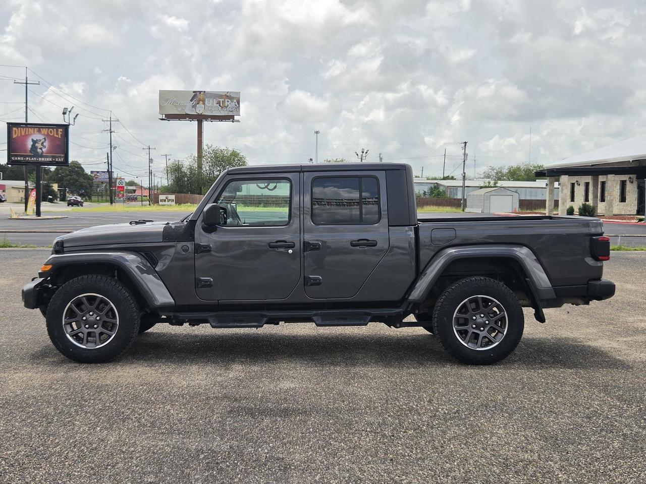 2021 Jeep Gladiator 80th Anniversary 4x4 *Ltd Avail* Beeville TX