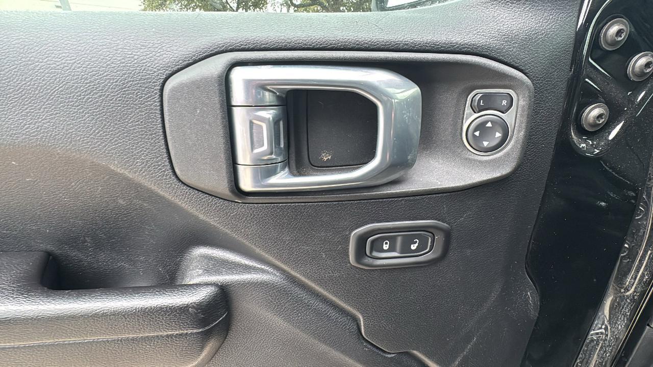 2021 Jeep Gladiator Freedom  Selma TX