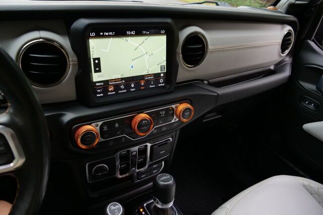 2021 Jeep Gladiator High Altitude 4X4 / Adaptive Cruise / Heated Seats! High Point NC