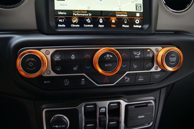 2021 Jeep Gladiator High Altitude 4X4 / Adaptive Cruise / Heated Seats! High Point NC