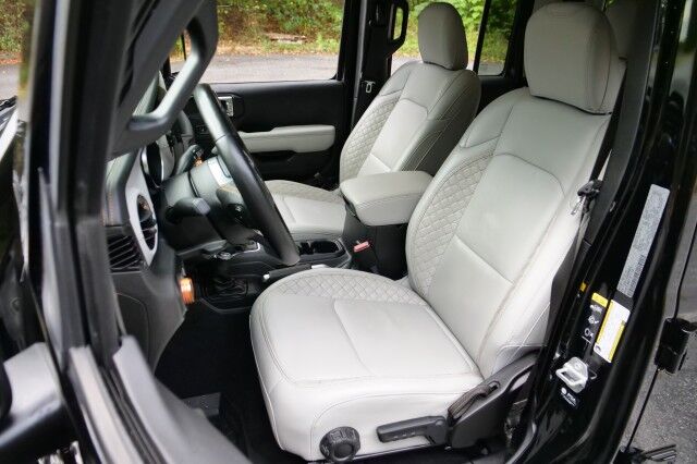 2021 Jeep Gladiator High Altitude 4X4 / Adaptive Cruise / Heated Seats! High Point NC