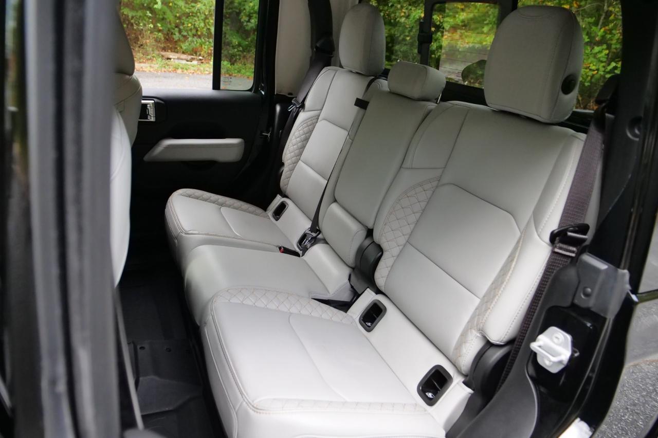 2021 Jeep Gladiator High Altitude 4X4 / Adaptive Cruise / Heated Seats! Lincolnton NC