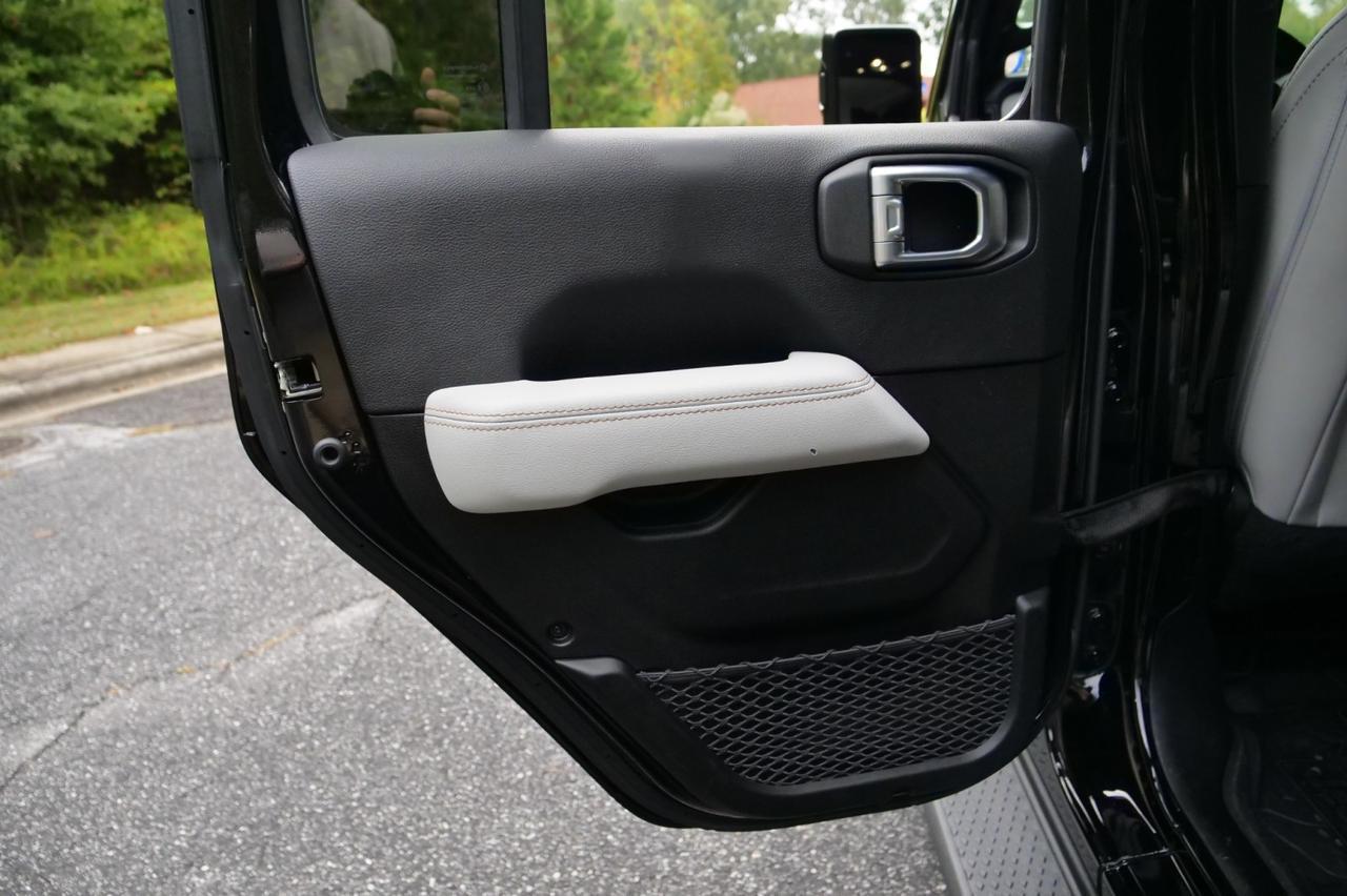 2021 Jeep Gladiator High Altitude 4X4 / Adaptive Cruise / Heated Seats! Lincolnton NC